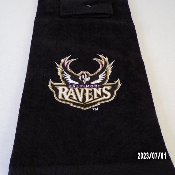 VINTAGE FIRST ROW NFL TEAM BALTIMORE RAVENS (2) PIECE EMBROIDERED BATH TOWEL SET - Picture 2 of 8